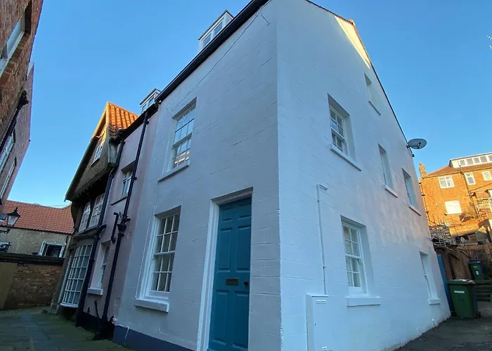Harbourside House