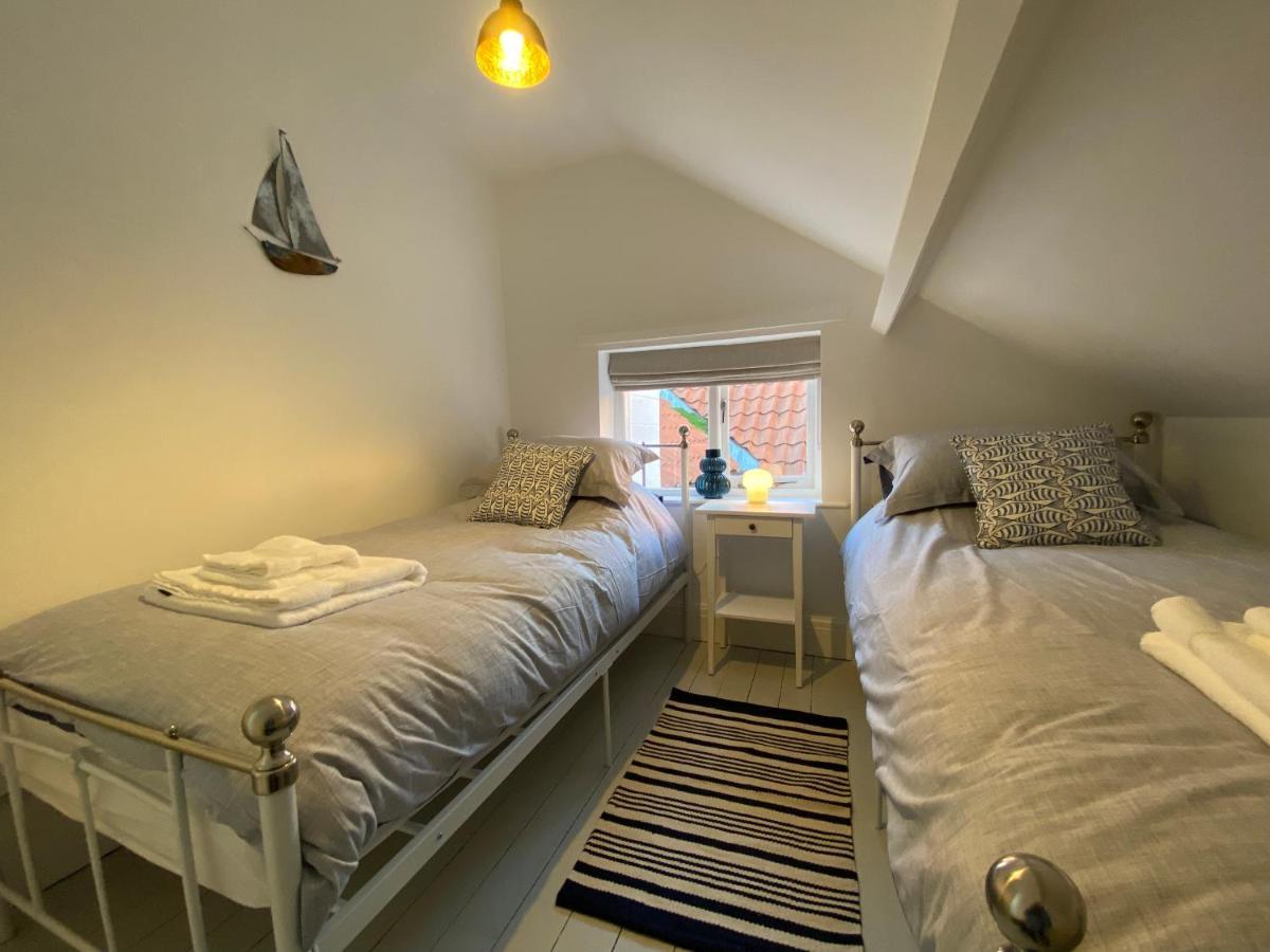 Harbourside House *